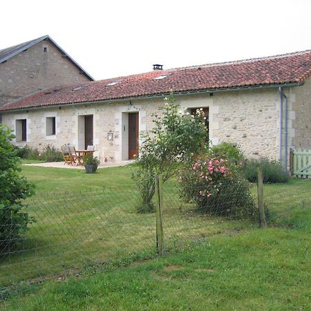 La Fermette Aux Lamas Savigny-Levescault Ngoại thất bức ảnh